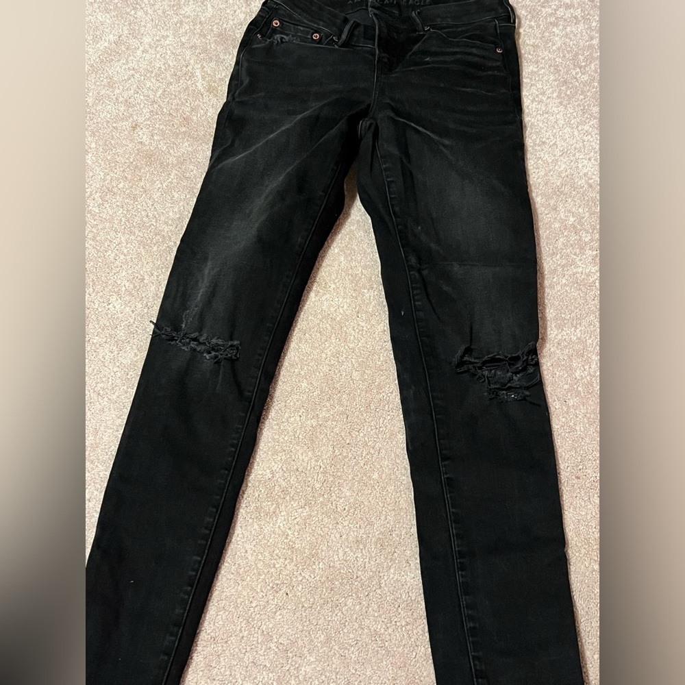 American Eagle Luxe Black Distressed Hi-rise Jegging size 6 XL
